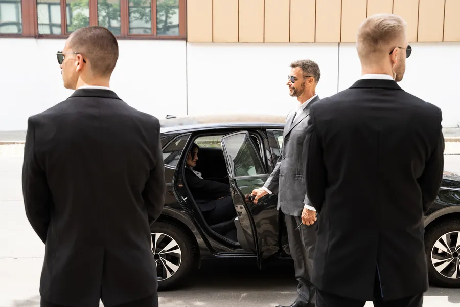 How Security Guard Services Enhance Corporate Safety Los Angeles, CA